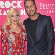 Тейлор Кинни надеется, что Леди Гага родит ему Тейлор Кинни надеется, что Леди Гага родит ему