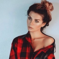 Анна Седокова раскрыла параметры своей фигуры Анна Седокова раскрыла параметры своей фигуры