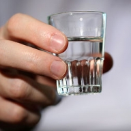 В Конотопе начальник цеха умер на рабочем месте от смертельной дозы алкоголя В Конотопе начальник цеха умер на рабочем месте от смертельной дозы алкоголя