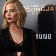 Дженнифер Лоуренс снялась в своей первой эротической сцене с Крисом Прэттом Дженнифер Лоуренс снялась в своей первой эротической сцене с Крисом Прэттом