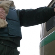 В Запорожье обстреляли инкассаторов В Запорожье обстреляли инкассаторов