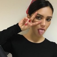 Солистка группы Солистка группы