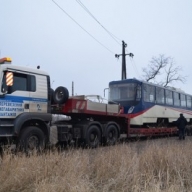 В Мариуполь из Днепропетровска прибыл новый трамвай В Мариуполь из Днепропетровска прибыл новый трамвай
