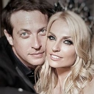 Актер Кирилл Сафонов похвастался обнаженной женой (фото) Актер Кирилл Сафонов похвастался обнаженной женой (фото)