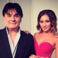 Александр Серов расстроен, что его дочь не взяли даже в Александр Серов расстроен, что его дочь не взяли даже в