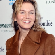 Рене Зельвегер впервые после неудачной пластики рассказала о своем новом лице Рене Зельвегер впервые после неудачной пластики рассказала о своем новом лице