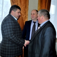 ������������ ����� - � ��������, ���� - � 1,5 ���.���. �� ��������, ������ ��� - � ������ �����������