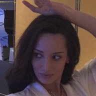 Татьяну Денисову в роскошном ожерелье сравнили с Ириной Шейк (фото) Татьяну Денисову в роскошном ожерелье сравнили с Ириной Шейк (фото)