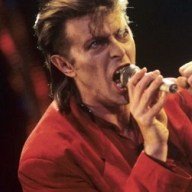 Тело Дэвида Боуи тайно кремировали Тело Дэвида Боуи тайно кремировали