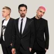 Бывшие участники Quest Pistols снова объединились Бывшие участники Quest Pistols снова объединились