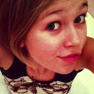 Дочь Брежневой хвастается своими ночными тусовками Дочь Брежневой хвастается своими ночными тусовками