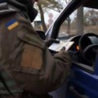 На блокпосту под Мариуполем пьяный водитель грузовика раздавил двух мужчин: один погиб На блокпосту под Мариуполем пьяный водитель грузовика раздавил двух мужчин: один погиб