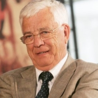 ������� ����� ������� 77-����� � ������