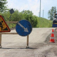 Дорожники Львівщини закликають водіїв не руйнувати щойно відремонтовані траси Дорожники Львівщини закликають водіїв не руйнувати щойно відремонтовані траси