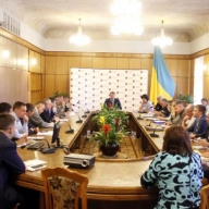 Для гасіння пожежі на Грибовицькому сміттєзвалищі використають авіацію Для гасіння пожежі на Грибовицькому сміттєзвалищі використають авіацію