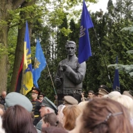 У Зашкові відзначили 125-ту річницю з дня народження Євгена Коновальця У Зашкові відзначили 125-ту річницю з дня народження Євгена Коновальця