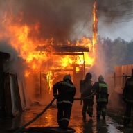 У Пустомитівському районі врятували від вогню господарську будівлю У Пустомитівському районі врятували від вогню господарську будівлю
