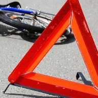 У Дрогобицькому районі під колесами автомобіля загинув велосипедист У Дрогобицькому районі під колесами автомобіля загинув велосипедист