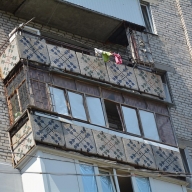 У Червонограді батько і син загинули через падіння з балкону У Червонограді батько і син загинули через падіння з балкону
