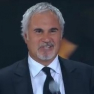 Валерий Меладзе забыл открыть рот под фонограмму Валерий Меладзе забыл открыть рот под фонограмму