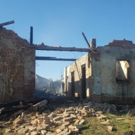 У Пустомитівському районі вогнеборці ліквідували пожежу в цеху виробництва пластмасових виробів (ФОТО) У Пустомитівському районі вогнеборці ліквідували пожежу в цеху виробництва пластмасових виробів (ФОТО)