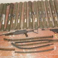 У Бродівському районі поліцейські виявили у домогосподарстві зброю та боєприпаси (ФОТО) У Бродівському районі поліцейські виявили у домогосподарстві зброю та боєприпаси (ФОТО)